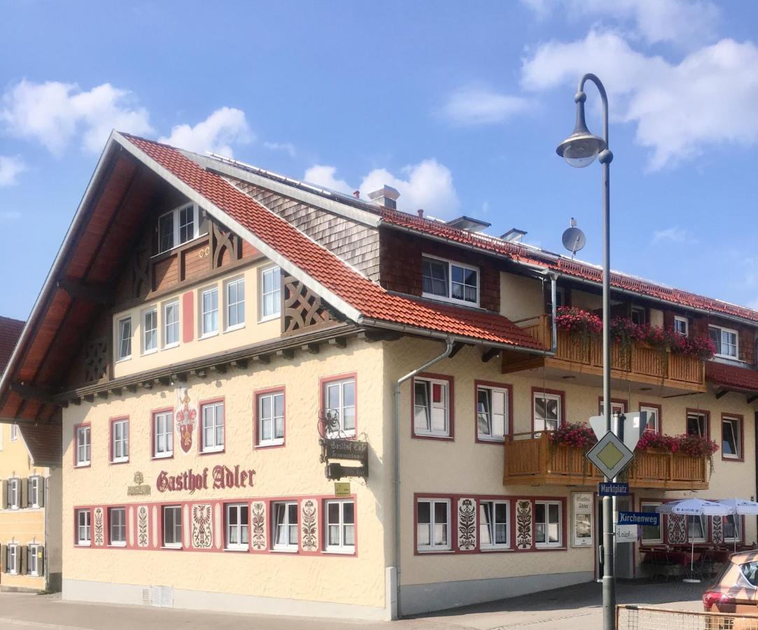 Отель Gasthof Adler Unterthingau Экстерьер фото